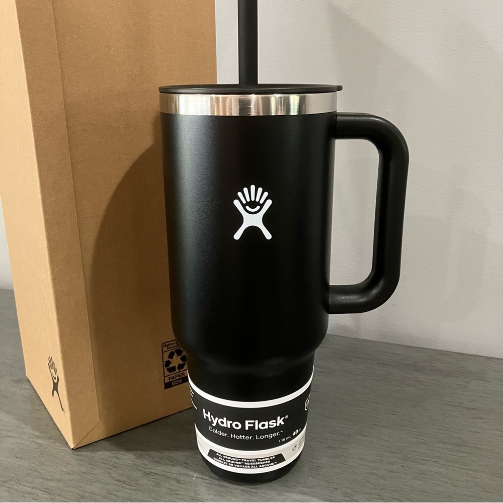 40oz Hydro Flask Matte Black Mug with Handle and straw